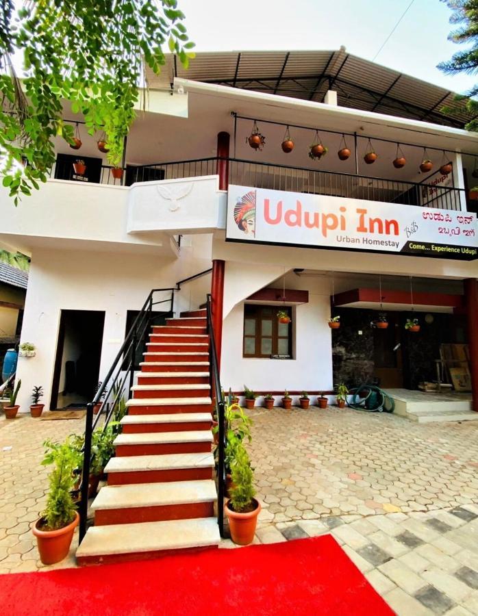 Udupi Inn Экстерьер фото